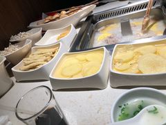 -海底捞火锅鲜切牛肉主题店(长寿路店)