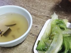 -煲煲香快餐(南京路店)