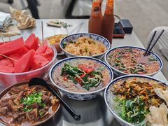 -巍山𤆵肉饵丝
