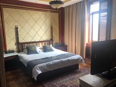 -十号名邸精品酒店（上海音乐学院店）(原复旦五官科医院店)