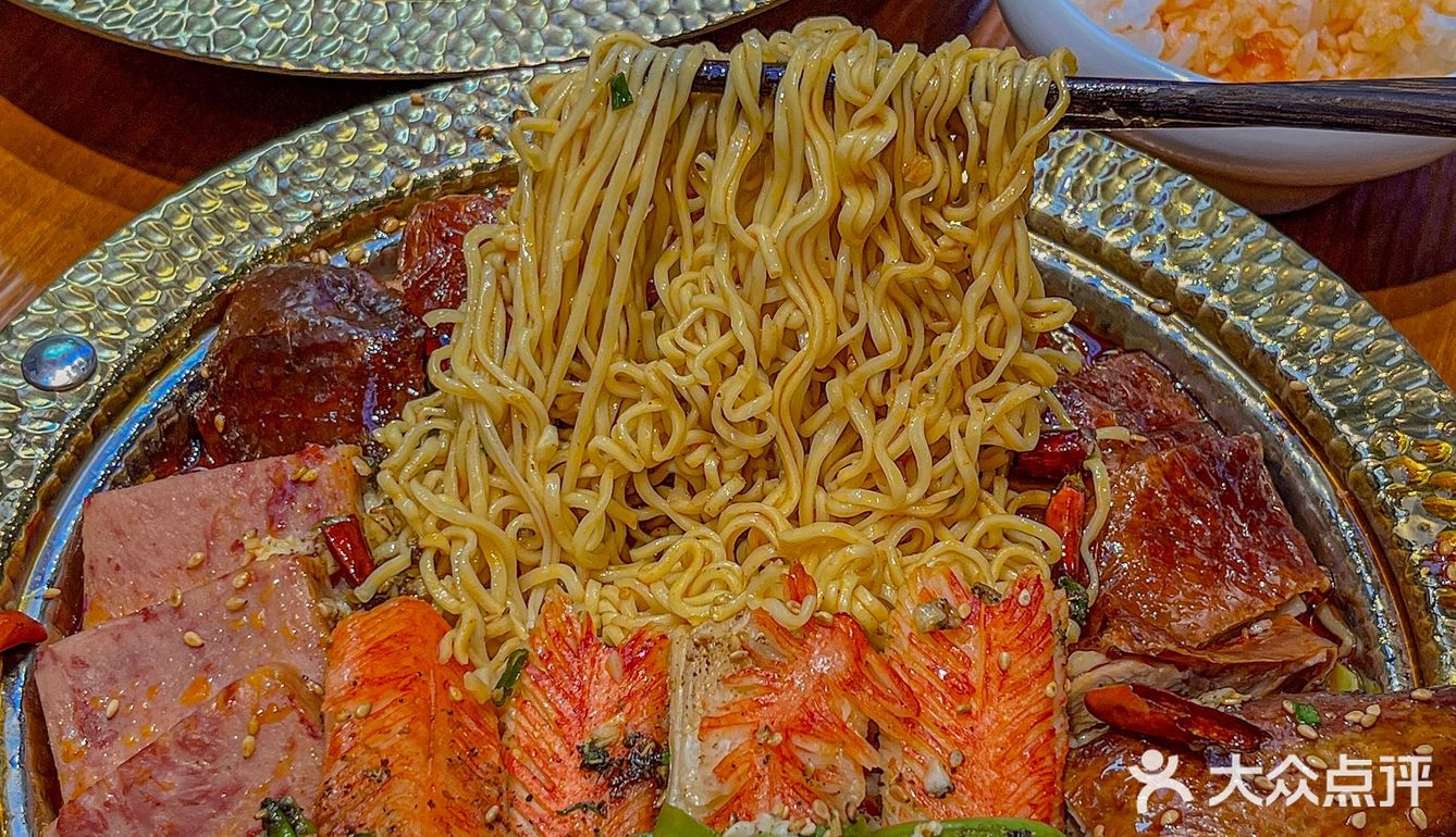 滨湖的！！穷鬼们！！快冲！！