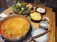 -野山舂·贵州现舂酸汤牛肉(东山店)