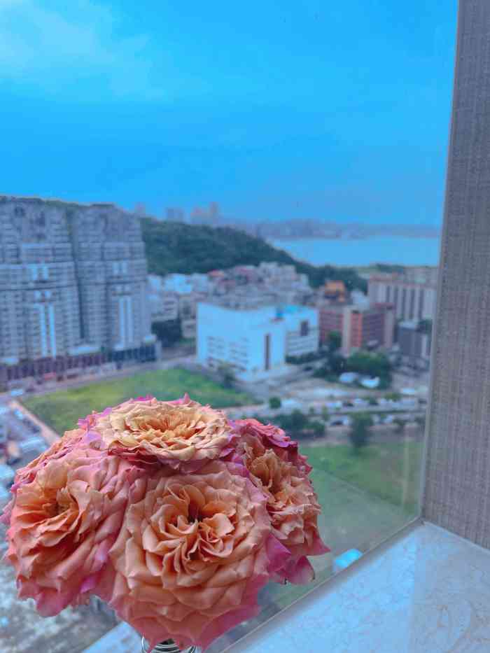 澳门骏龙酒店-"澳门真的是每家酒店都有赌场啊,这家房间很.