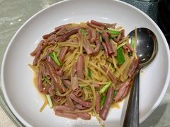 -海派美食·家宴海鲜青岛菜·石锅鲽鱼头(东方城店)