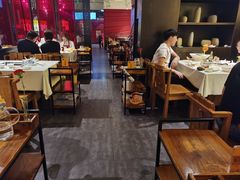 大堂-巴奴毛肚火锅(广益哥伦布店)