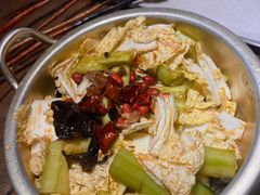 -破瓦寒窑·地摊烤羊排