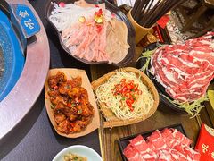 -吼堂老火锅(湖滨银泰in77店)