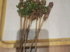 -街角等你.大连海鲜烧烤.经典铁板海鲜串(西安路店)