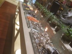 自助取餐区-昆明南亚风情园豪生大酒店-泰式国际海鲜自助餐厅