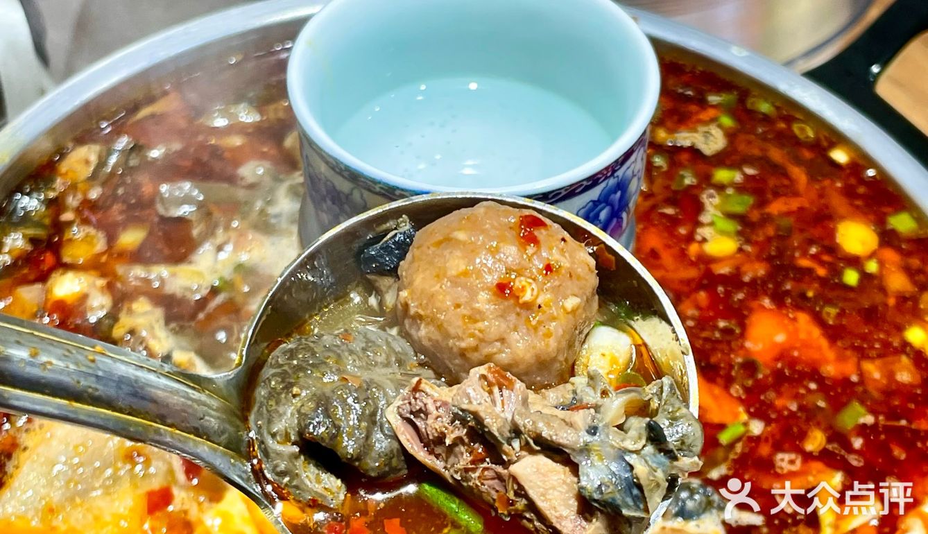 生活在鄞州发现一家吼特别的小火锅店耶