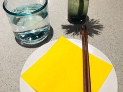 餐具摆设-半山腰·云南菜(侨福芳草地店)