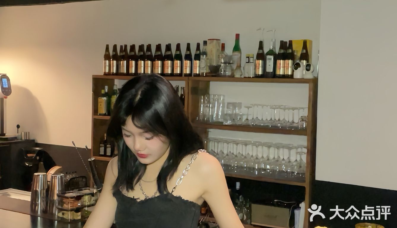 佛山探店｜绝对又是佛山顶流“酒咖”！！🍃