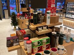 -星巴克(成都市中海右岸环宇坊店)