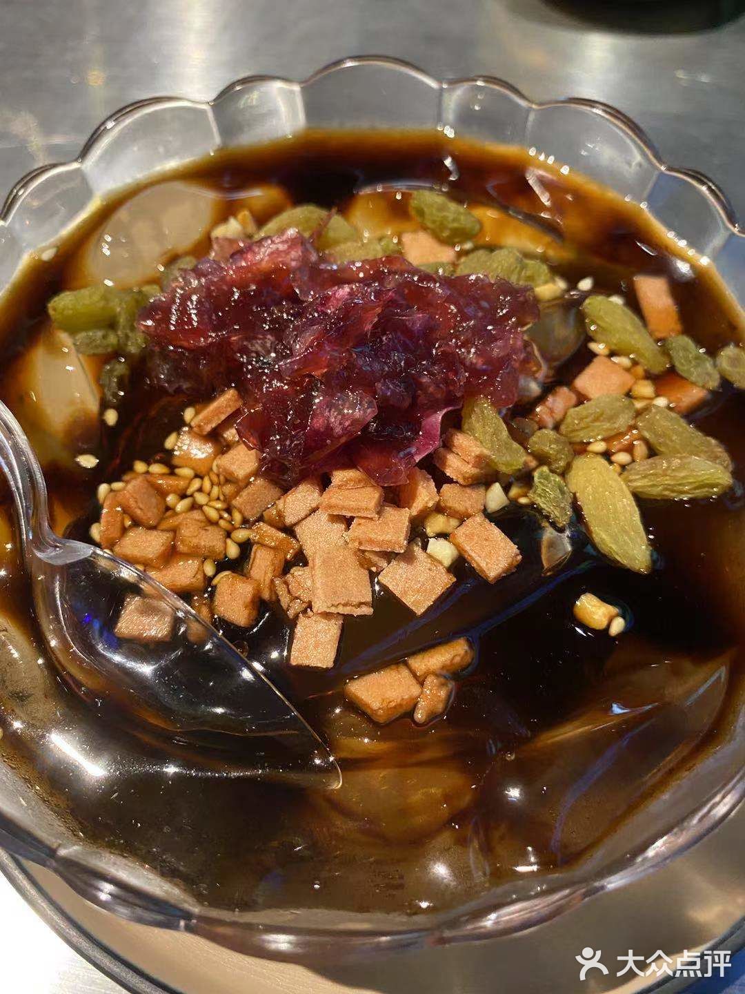 沉浸式全息投影用餐体验，吃串就到大成海鲜烧烤