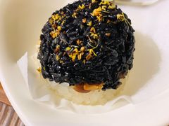 乌米饭团-明月楼