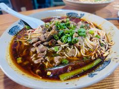 -丁丁猫重庆小面(徐州路店)