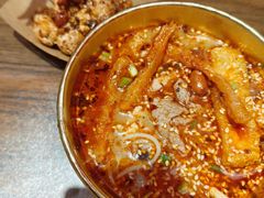 -鹤江桥·红油牛肉粉(SKP店)