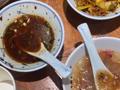 -怪噜范·老贵阳街头名小吃(鸿通城店)