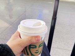 -星巴克(成都东站店)
