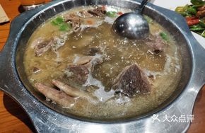 Jinzhai Old Goose Stewed in Clear Soup