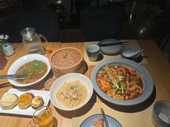 -荣小馆(杭州大厦店)