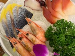 -青瓦餐厅·生鱼片·韩园烤肉(西塔店)