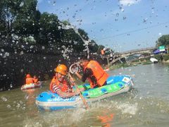 -仙山谷激浪漂流