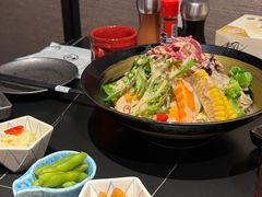 -山川小町·极番烧肉(新地假日广场店)