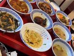 -蓝田九大碗民俗食府(蓝田店)