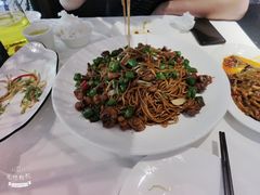 -咪咪川菜(太乙路店)