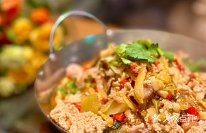 Sour Cabbage Fish Roe and Fish Bladder Stir-fry