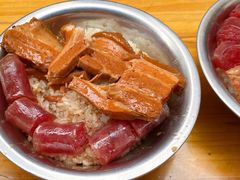 -梁阿婆廿年老牌扣肉糯米饭