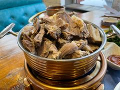 -蒙亨·手把肉·蒙古包文化主题餐厅(天恒广场店)