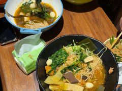 -万记麻辣烫国展总店