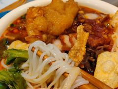 -丽丽三鲜螺蛳粉(田林路店)