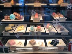 面包甜点陈列柜-麦当劳(金平路站店)