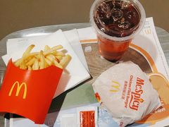 -麦当劳(滨河路DT店)