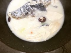 咕嘟草帽鱼-咕嘟草帽鱼·牛奶一样的鲜鱼汤(包河万达广场创始店)