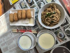 -周大娘牛乳(旧寨古村总店)