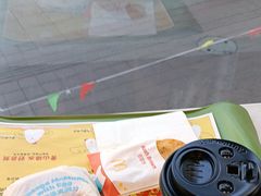 -麦当劳(虹梅路地铁站店)