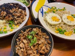 双溏心蛋炸酱面-中国凉都黄牛肉馆(杭州总店)