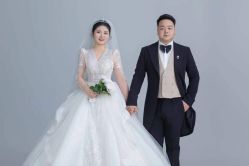 -天长地久婚纱摄影