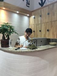 -明洞造型精品烫染