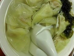 虾肉馄饨-新丰小吃(中山中路分店)