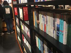 -西西弗书店&矢量咖啡(壹方购物中心店)