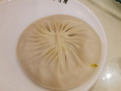 蟹黄汤包-留芳·文旅古月楼(老街店)