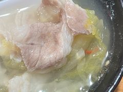 -果松木炭酸菜铜火锅·外婆参鸡汤