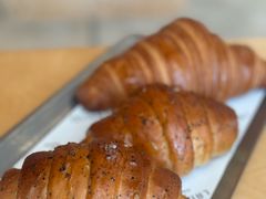 黑松露盐可颂-LANLIZI BAKERY(COSMO店)
