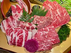 -铭牛烧肉·和牛海鲜自助(高新月牙湖店)