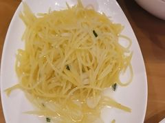 -严记小天府酸菜鱼(西四路店)